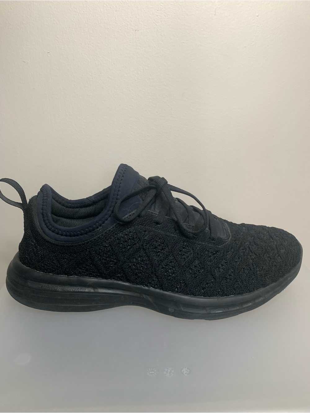 APL Women's TechLoom Phantom 9